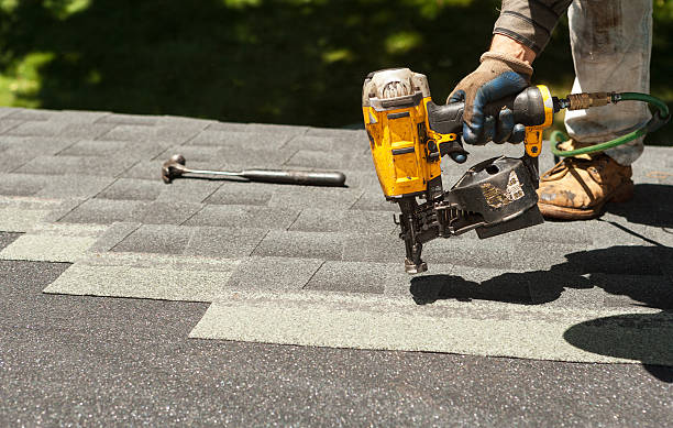 Best Roof Gutter Cleaning  in Columbia, CA